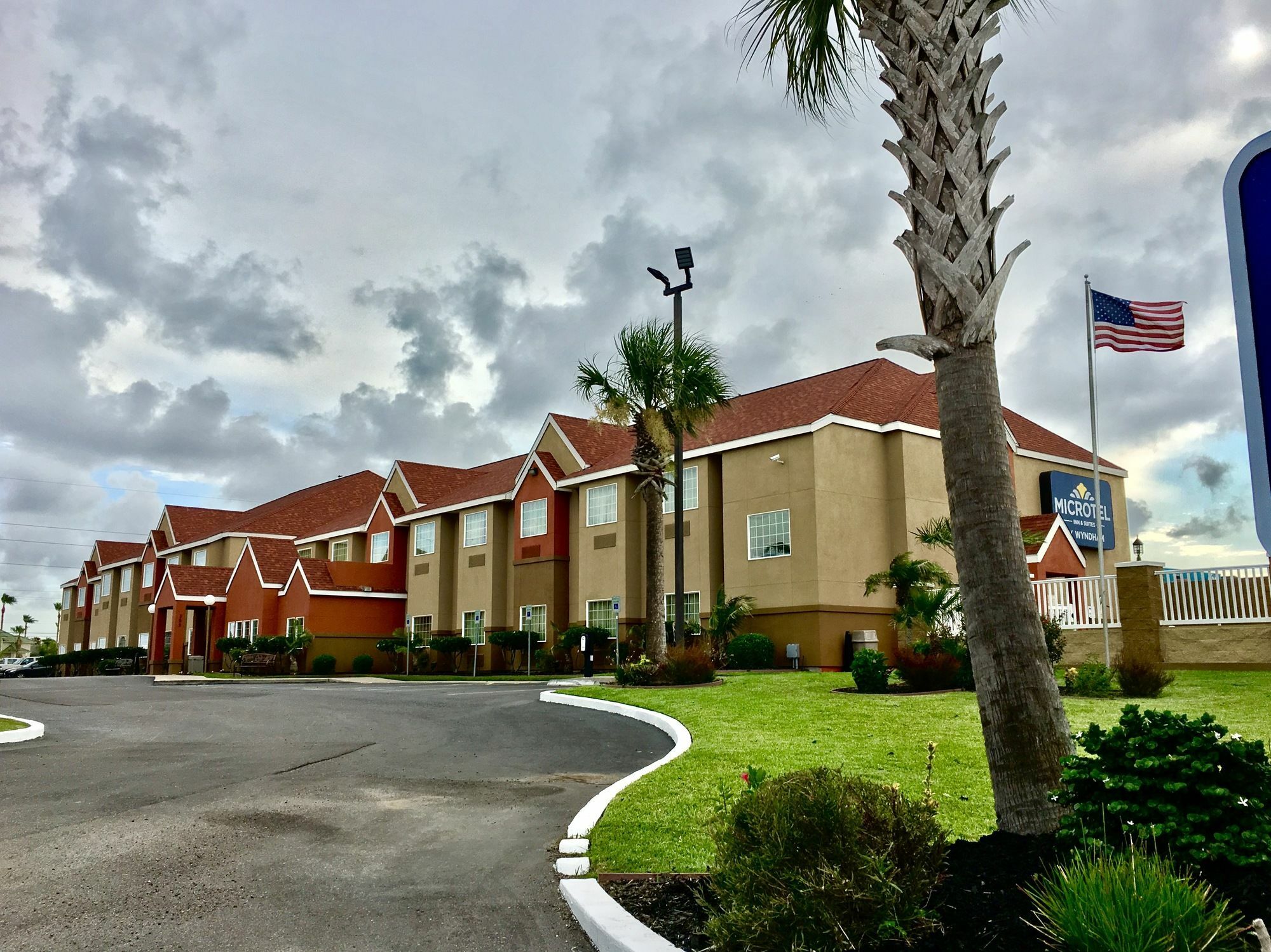 Microtel Inn & Suites By Wyndham Corpus Christi/Аранзас-Пасс Экстерьер фото
